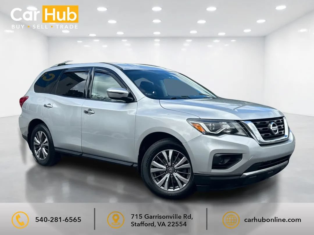 Used 2019 Nissan Pathfinder S FWD image 1