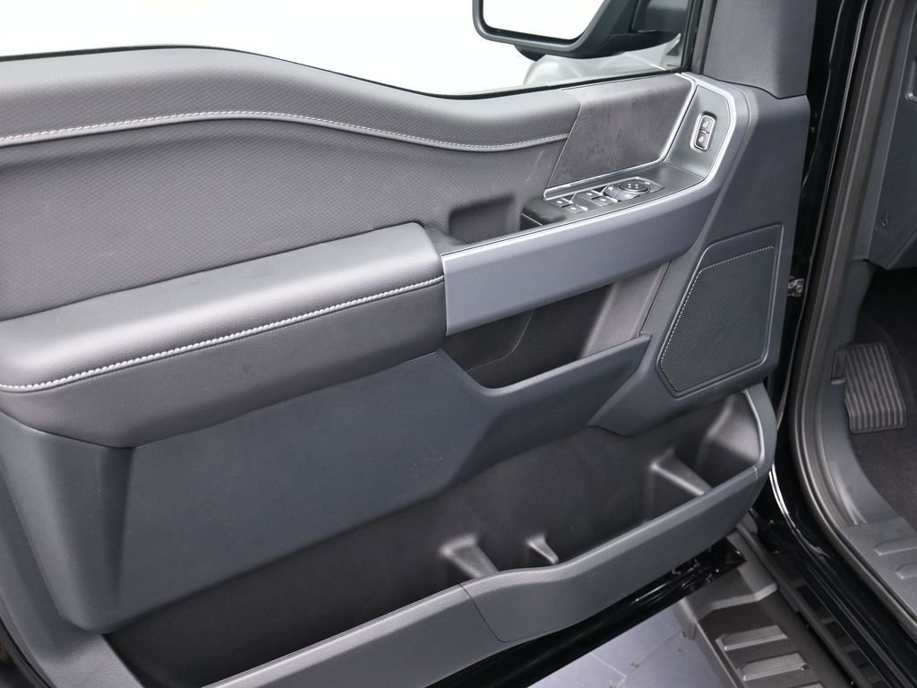 New 2025 Ford F150 XLT w/ Equipment Group 302A MID image 9