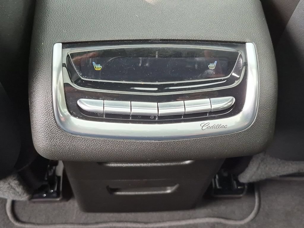 Certified 2024 Cadillac XT6 Premium Luxury w/ Technology Package FWD image 14