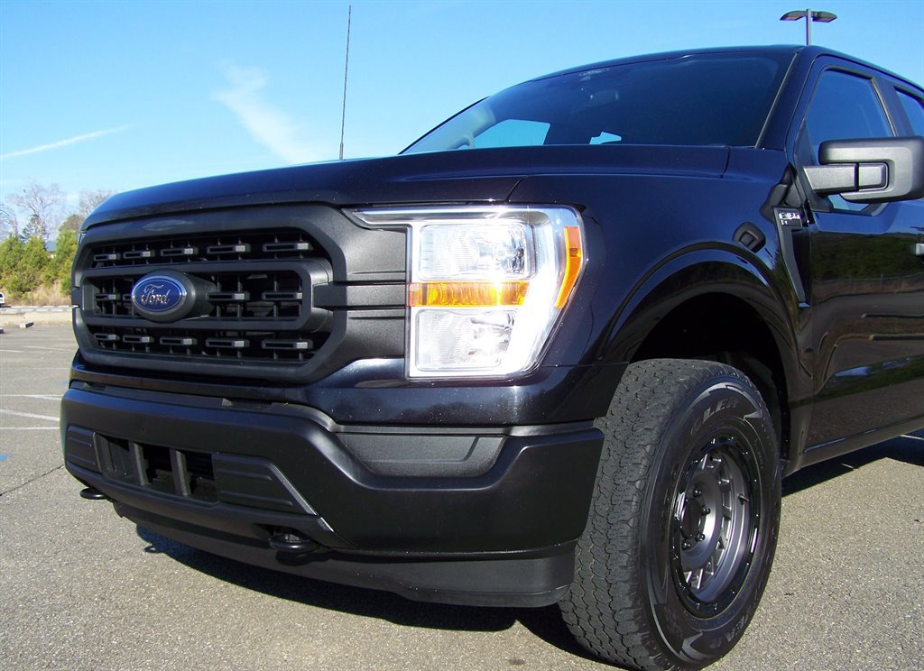 Used 2022 Ford F150 XL w/ Equipment Group 101A High image 16