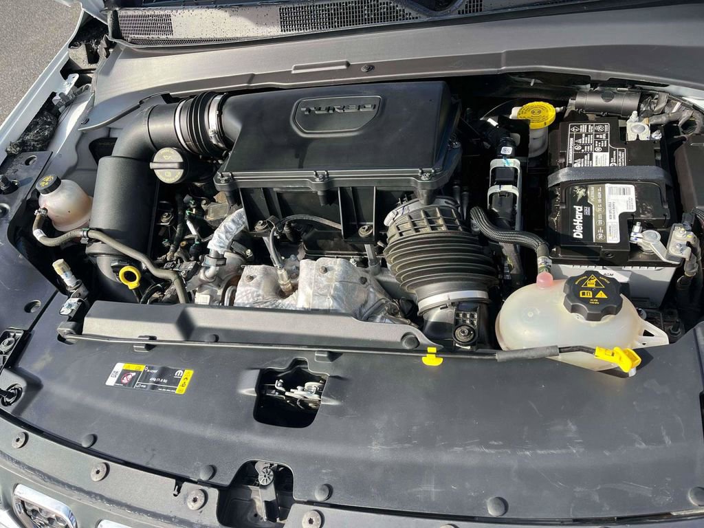 Used 2024 Jeep Compass Latitude AWD/4WD image 36