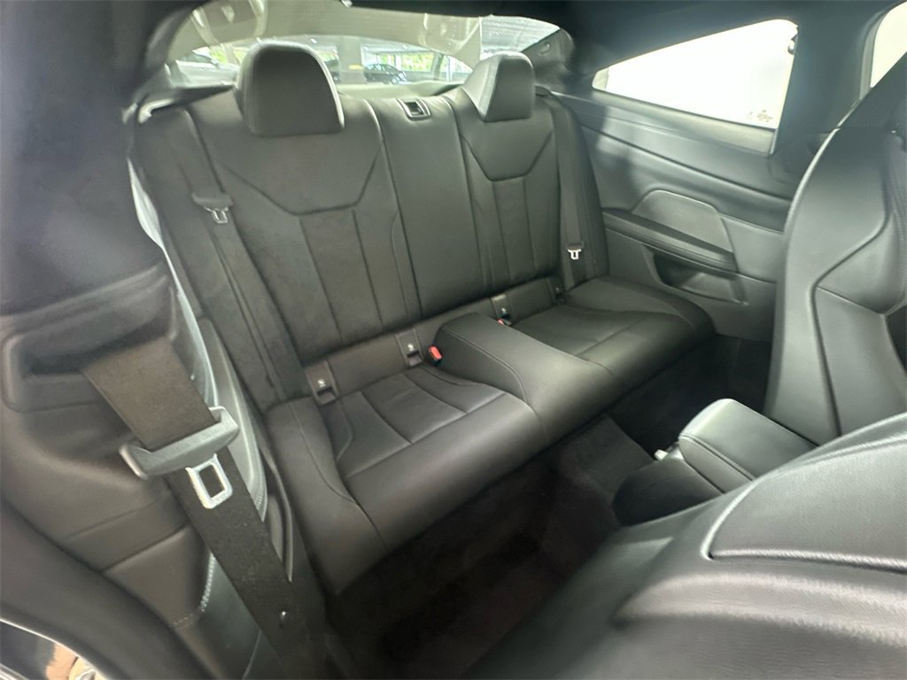 Used 2022 BMW M4 Coupe image 15