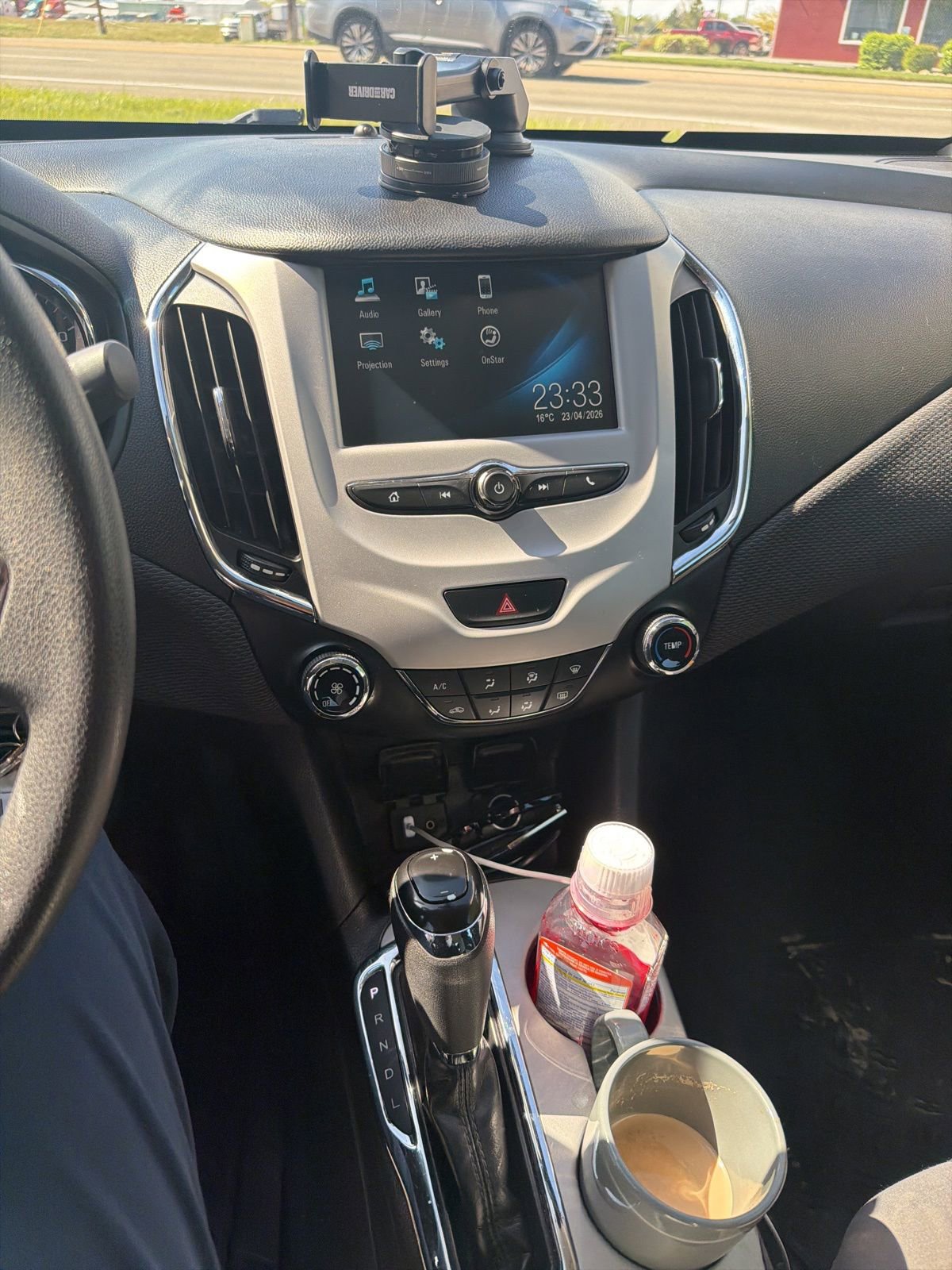 Used 2017 Chevrolet Cruze LS FWD image 3