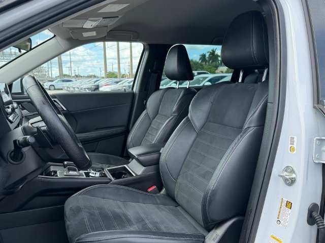 Used 2022 Mitsubishi Outlander SE FWD image 9