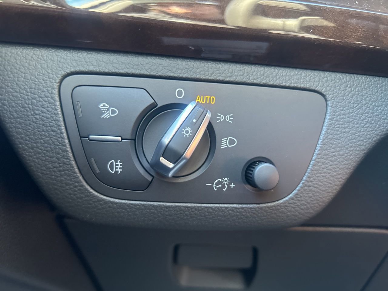 Used 2019 Audi Q5 2.0T Premium w/ Convenience Package image 23