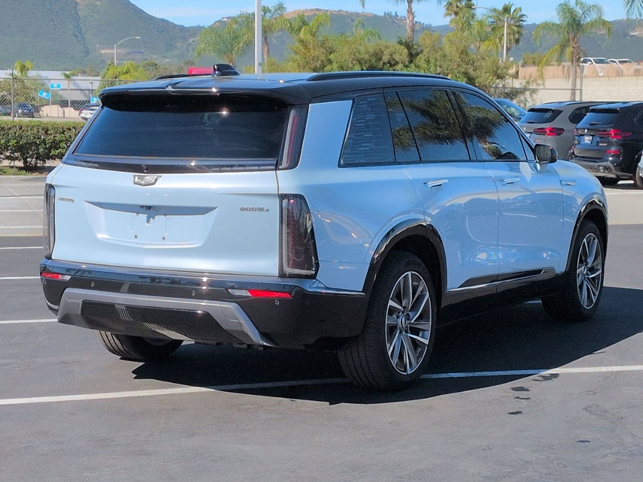 Used 2026 Cadillac Vistiq Sport image 9