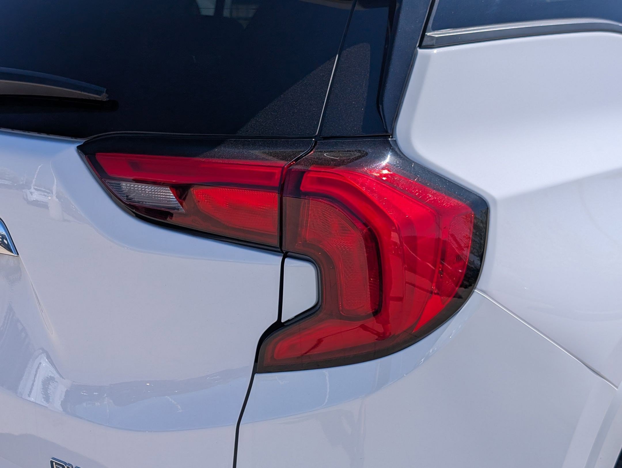 Used 2018 GMC Terrain Denali w/ Comfort Package image 11