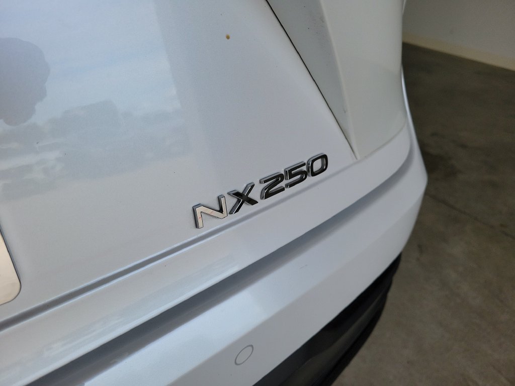 Used 2024 Lexus NX 250 FWD image 8