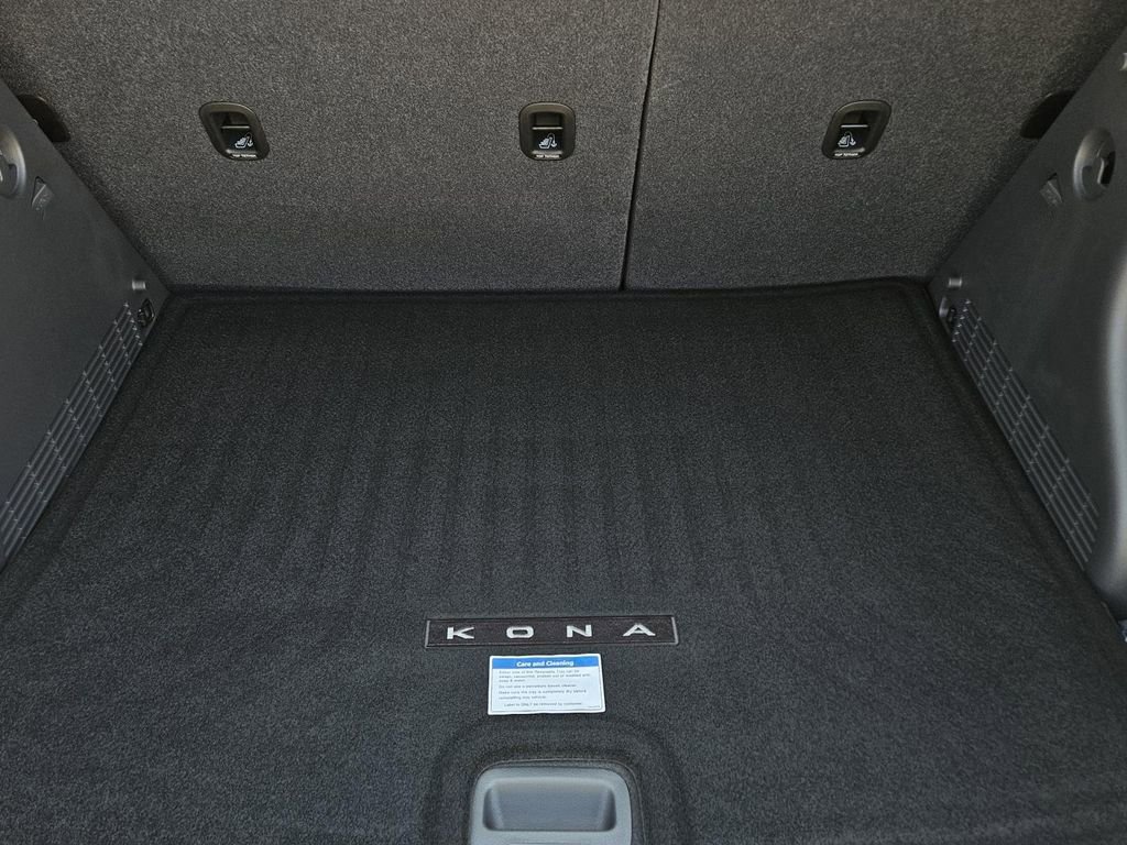 New 2026 Hyundai Kona SE image 11