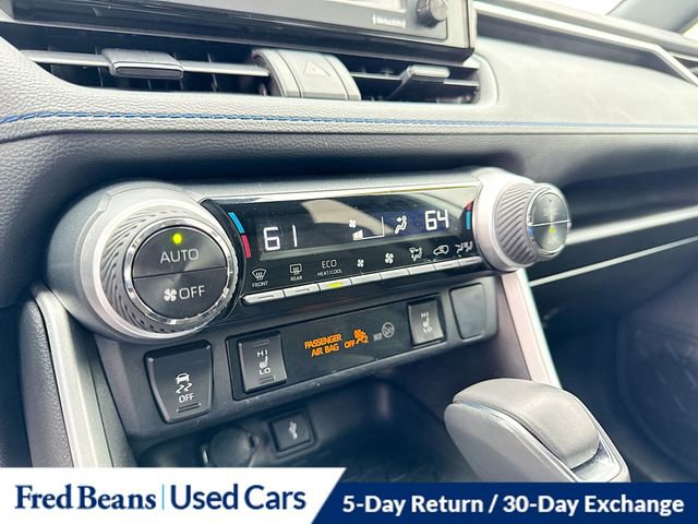 Used 2022 Toyota RAV4 SE w/ Convenience Package image 17