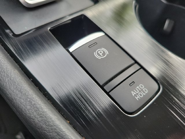 Used 2023 Nissan Rogue SV FWD image 31