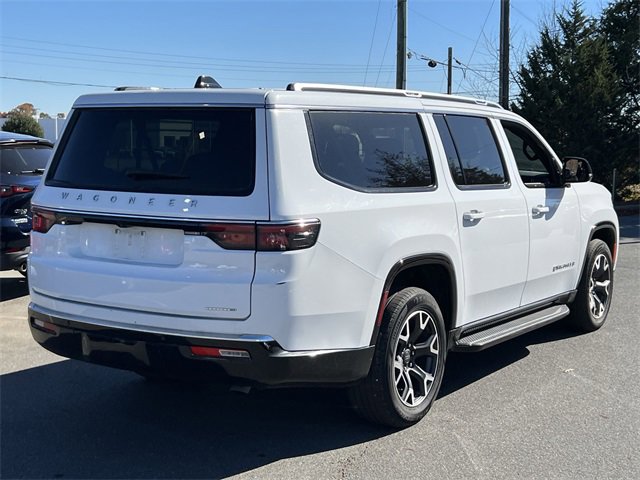 Used 2024 Jeep Wagoneer L Series III w/ Flexible Seating Group image 14