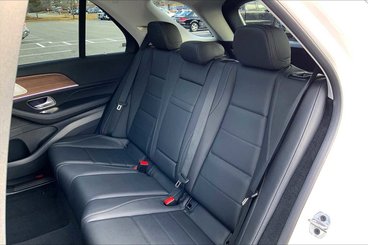 Certified 2025 Mercedes-Benz GLE 350 4MATIC image 13