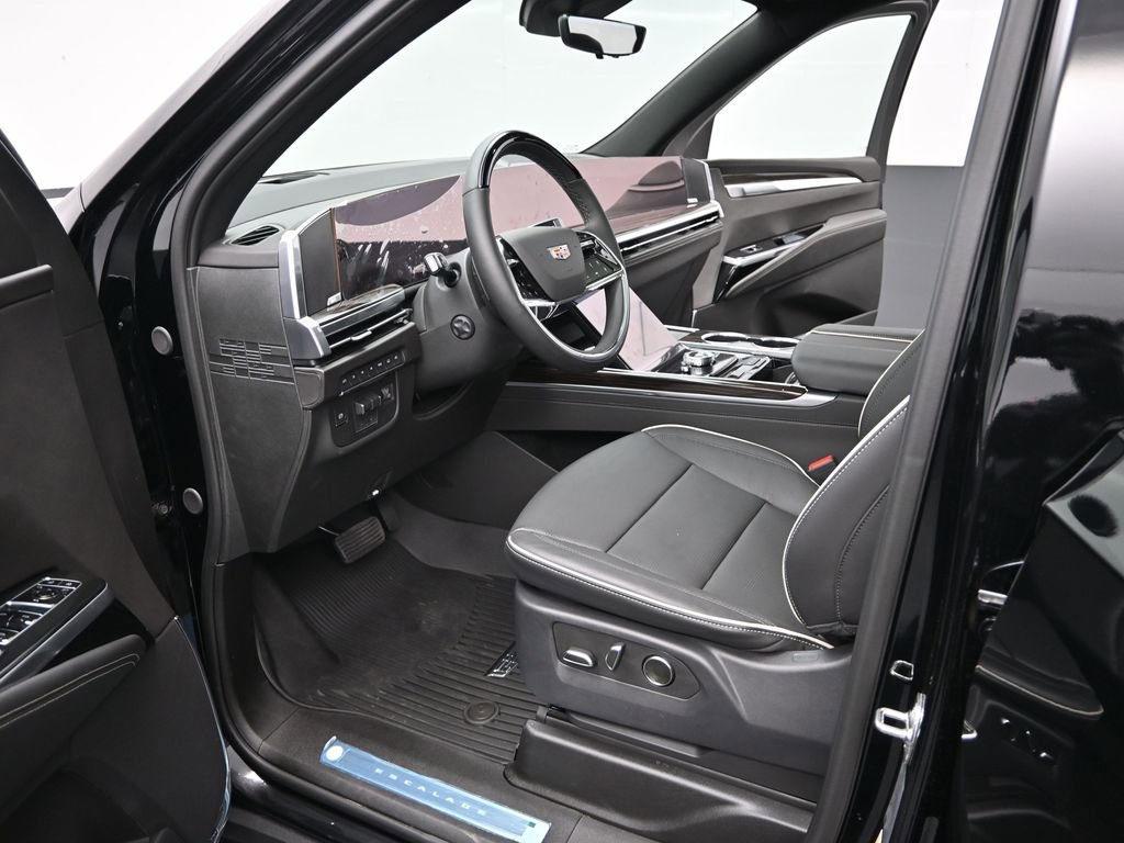 New 2025 Cadillac Escalade Premium Luxury w/ Touring Package image 10