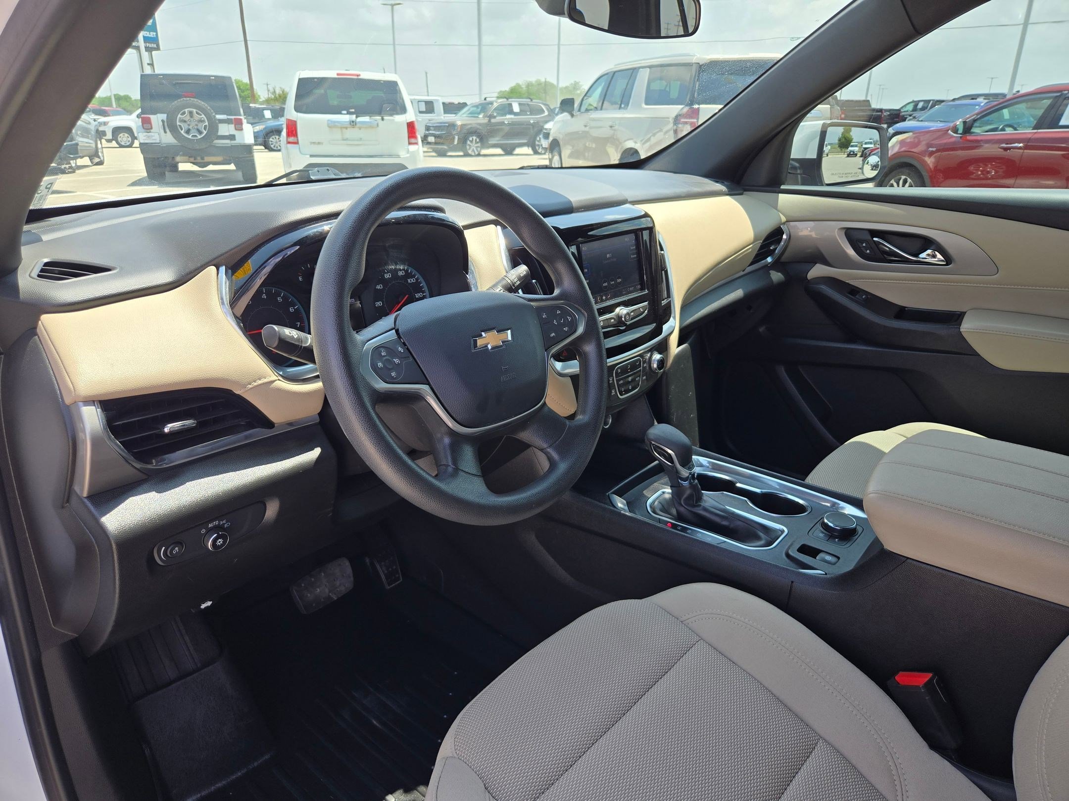 Certified 2023 Chevrolet Traverse LS w/ Safety Package FWD image 11