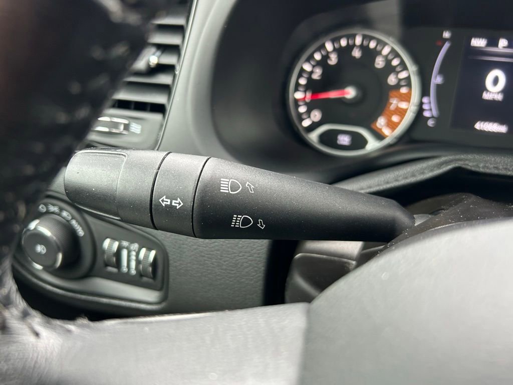 Used 2019 Jeep Renegade Altitude w/ Quick Order Package 2XM image 18