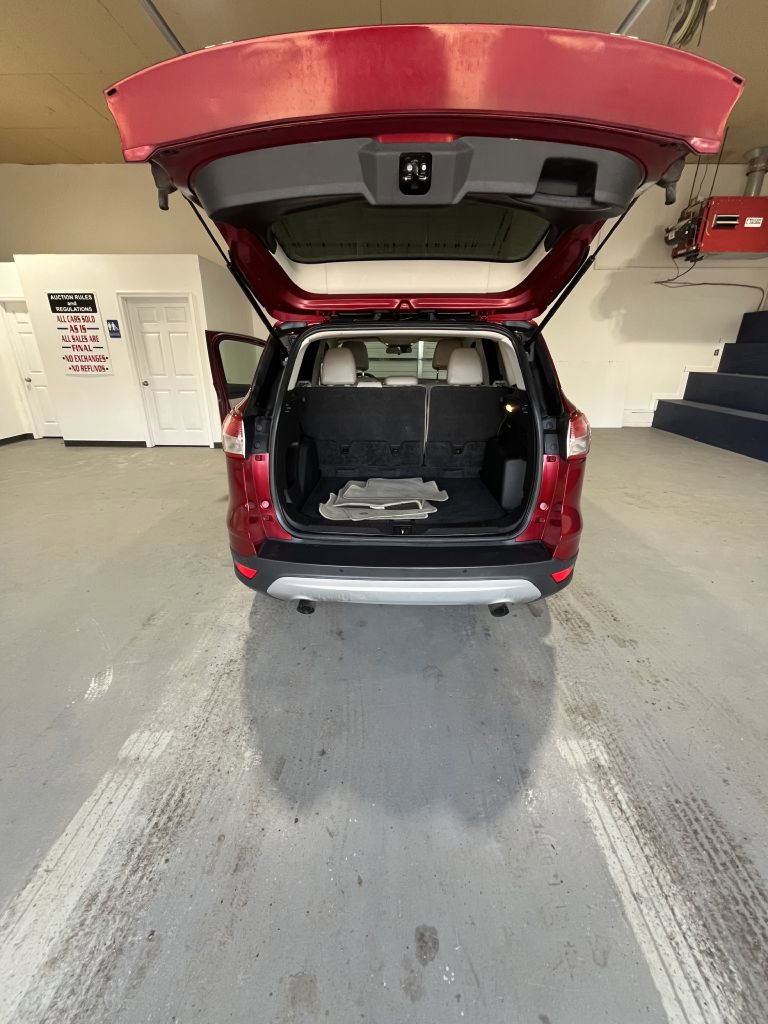 Used 2016 Ford Escape SE w/ SE Leather Comfort Package AWD/4WD image 8