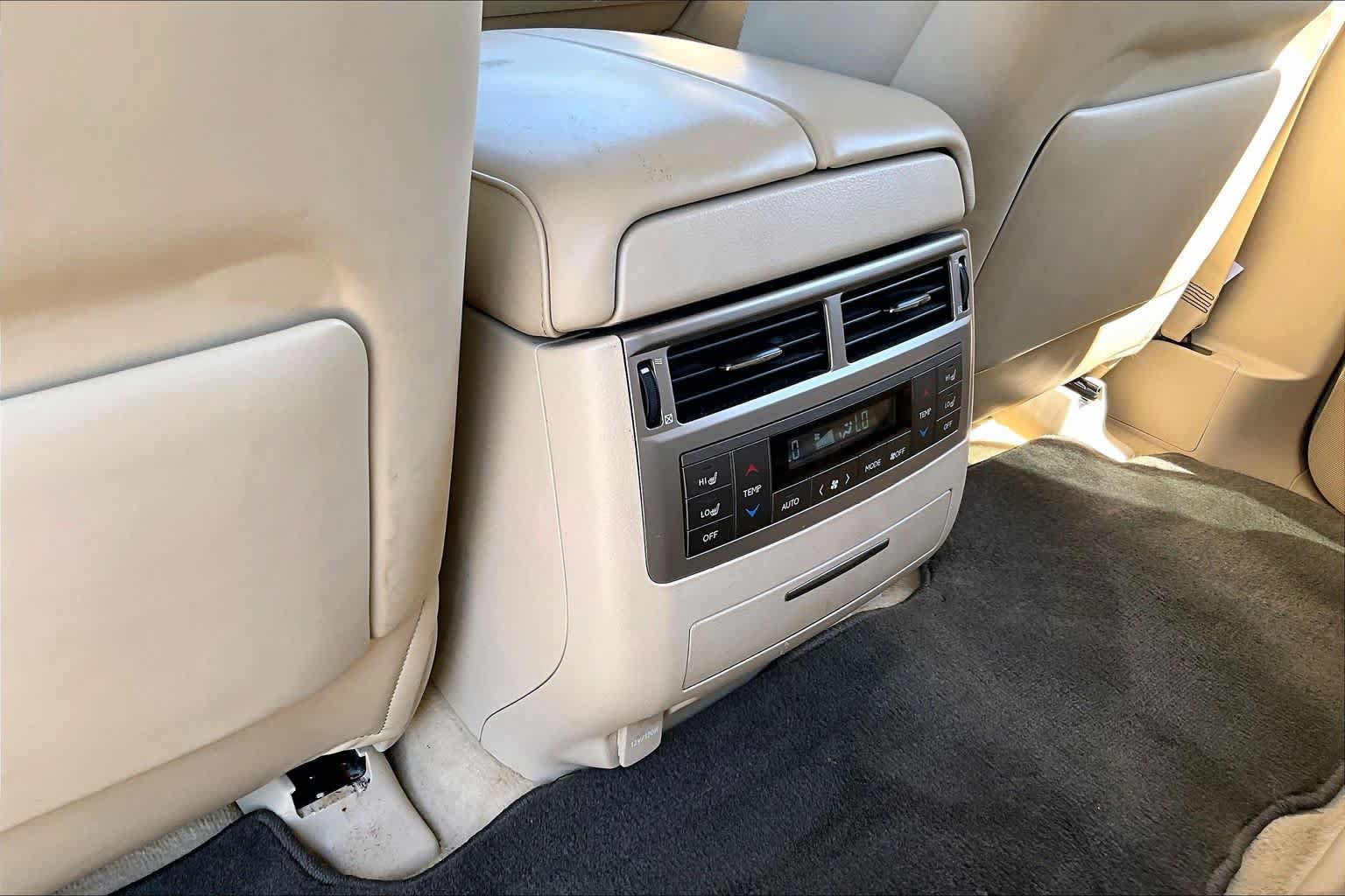 Used 2014 Lexus LX 570 4WD image 35