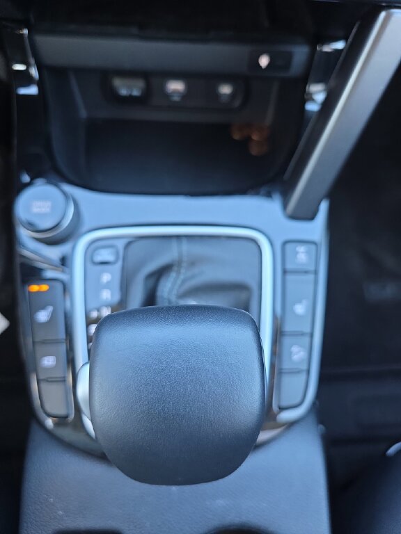 Used 2024 Kia Seltos SX image 12