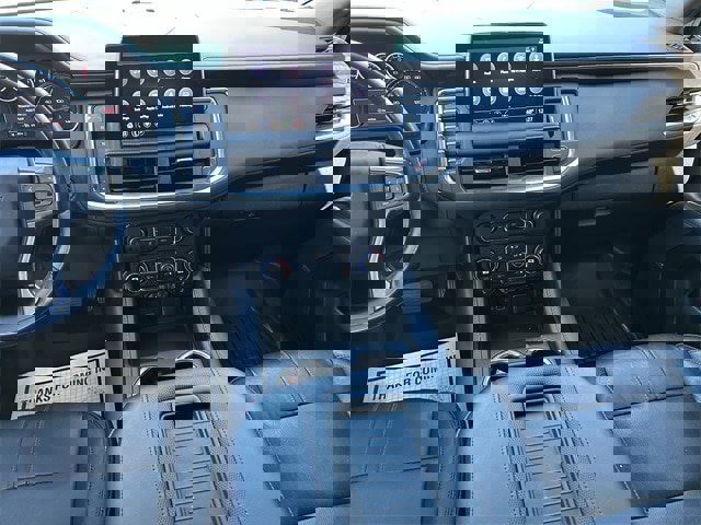 Used 2021 Chevrolet Suburban RST image 11