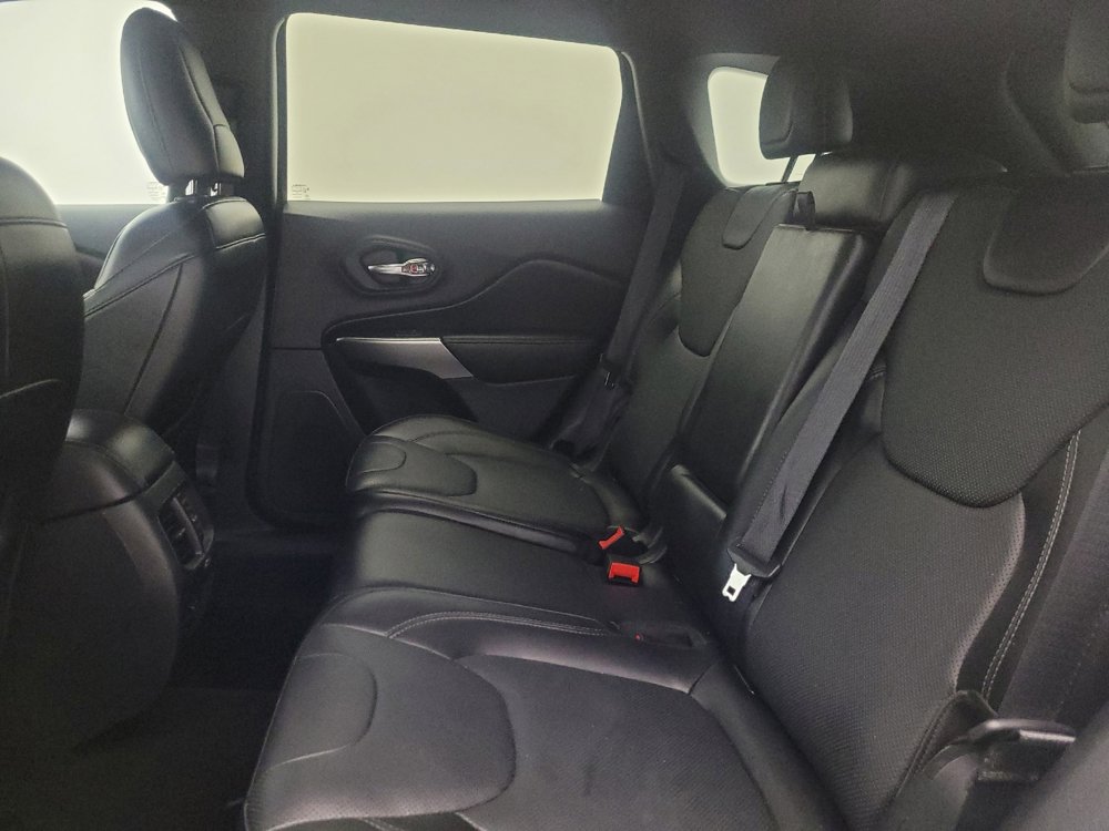Used 2020 Jeep Cherokee High Altitude image 18