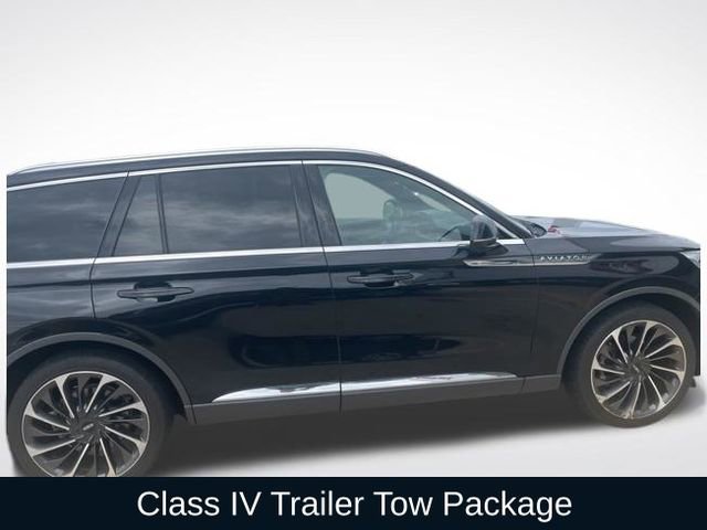 Used 2020 Lincoln Aviator Reserve w/ Equipment Group 202A AWD/4WD image 3
