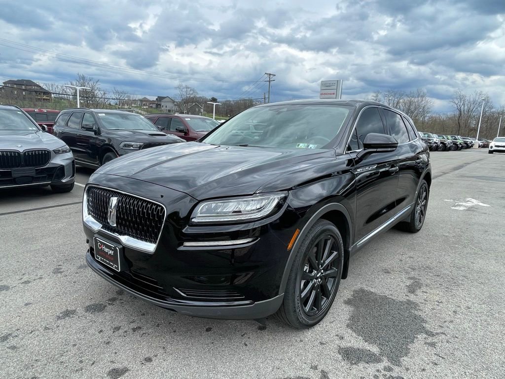 Used 2023 Lincoln Nautilus Reserve w/ Monochromatic Package image 7