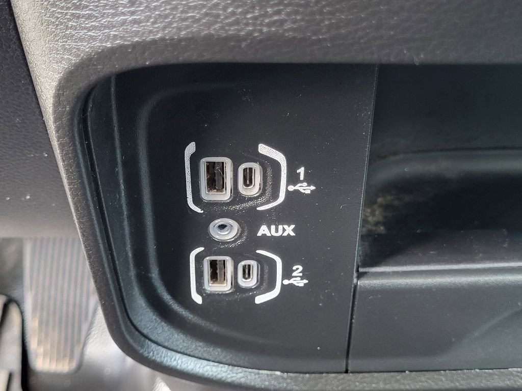 Used 2024 RAM 3500 Tradesman image 26