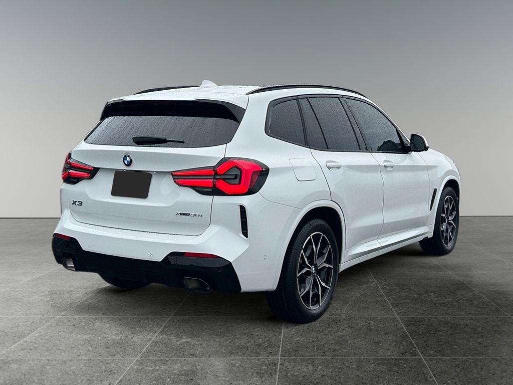 Used 2024 BMW X3 xDrive30i w/ Premium Package image 7