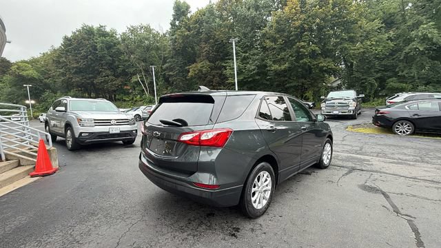Used 2020 Chevrolet Equinox LS w/ LS Convenience Package FWD image 5