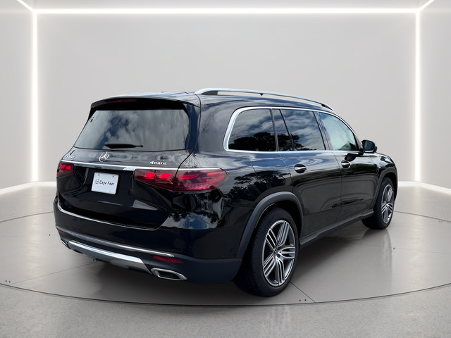 Used 2024 Mercedes-Benz GLS 450 4MATIC image 5