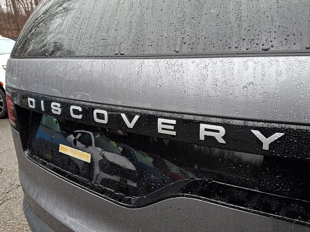 Used 2025 Land Rover Discovery S AWD/4WD image 35