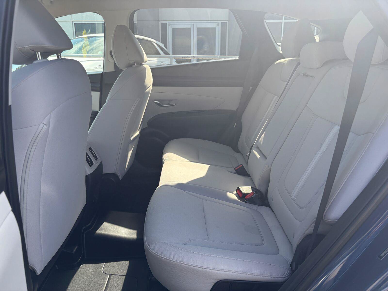 Used 2025 Hyundai Tucson SEL FWD image 17