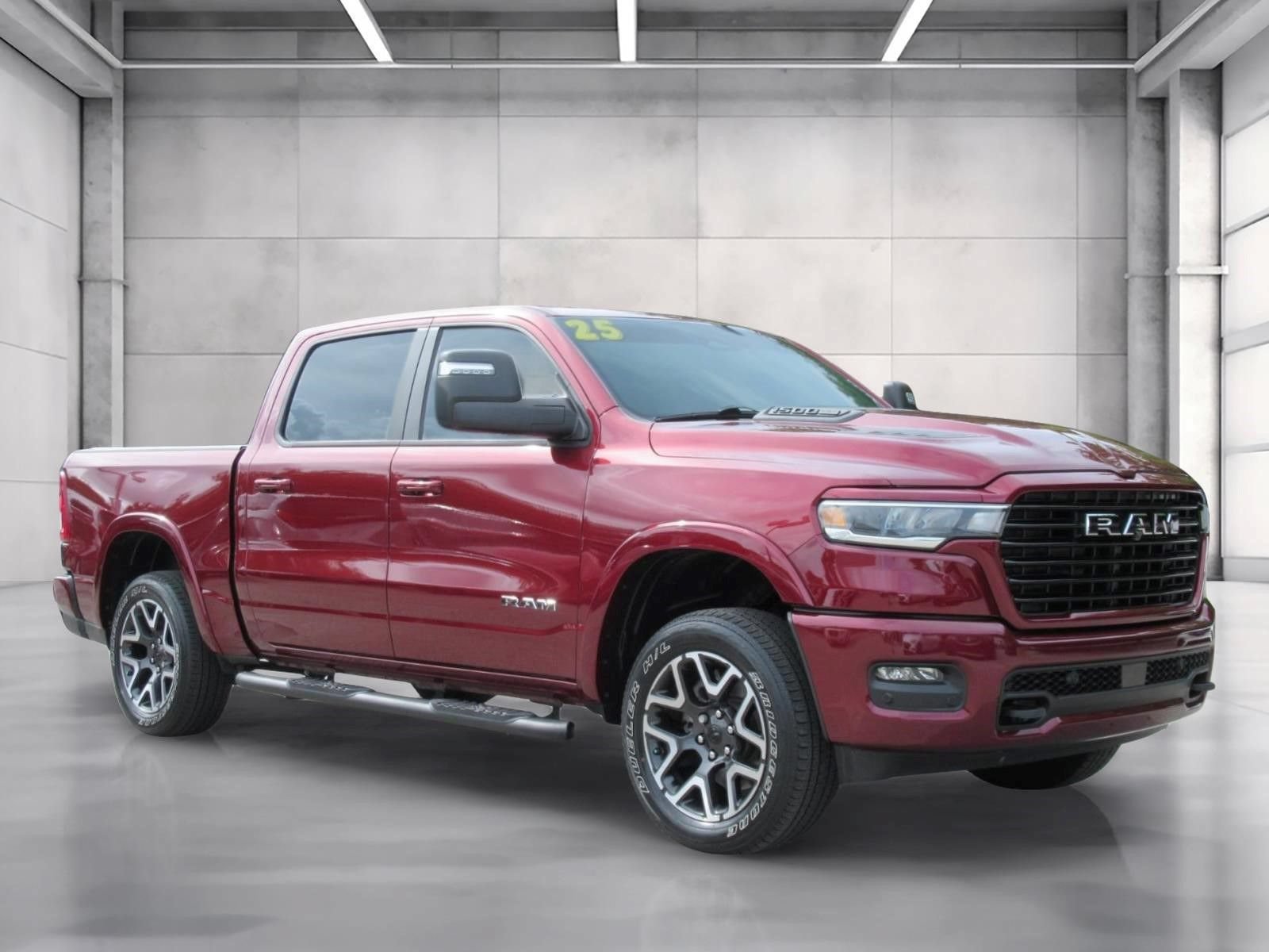 Used 2025 RAM 1500 Laramie w/ Sport Appearance Package AWD/4WD image 1