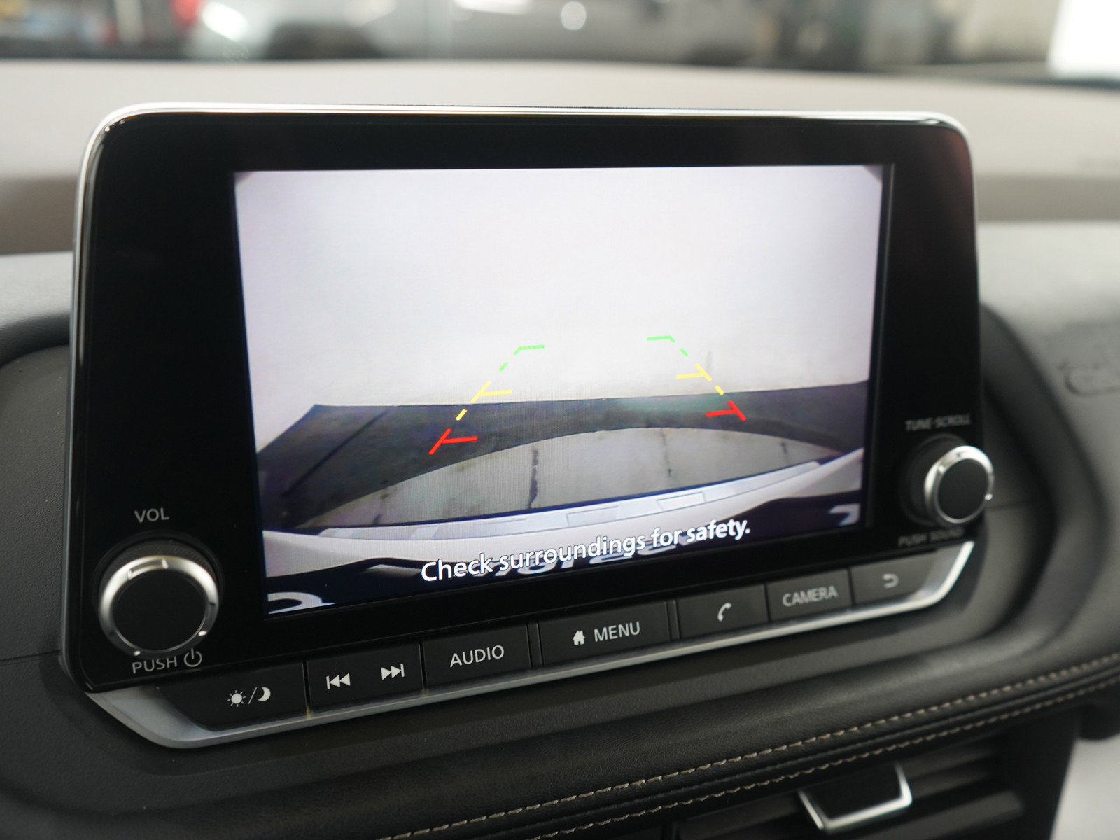 Used 2023 Nissan Rogue SV image 28