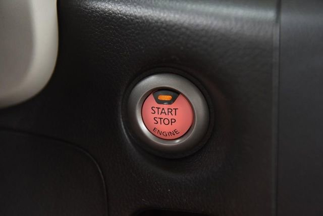 Used 2014 Nissan Cube 1.8 SL w/ SL Preferred Package image 13