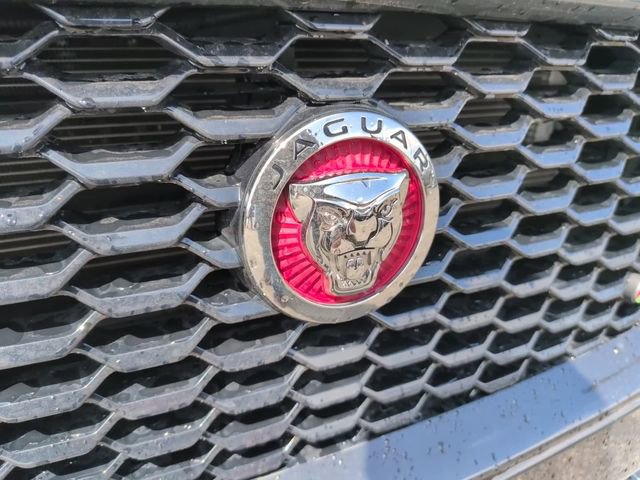 Used 2020 Jaguar E-PACE R-Dynamic S image 17