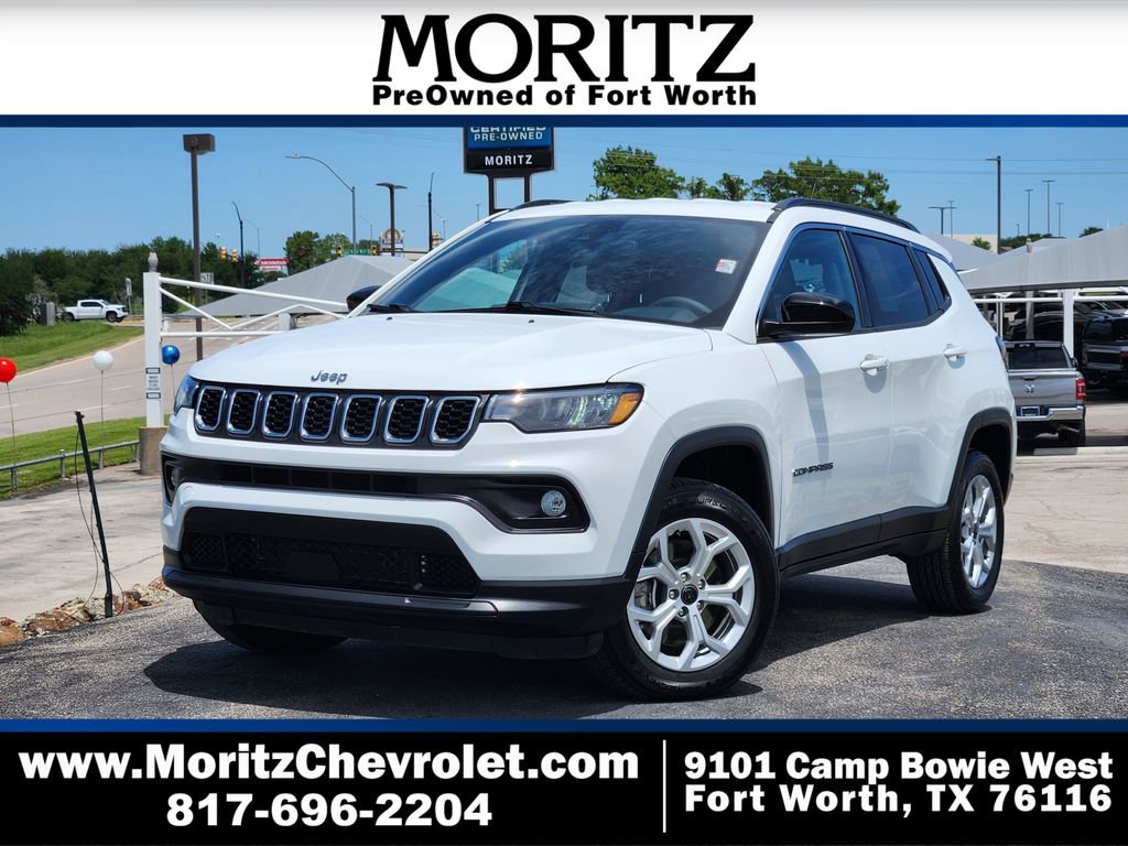 Used 2025 Jeep Compass Latitude AWD/4WD image 1