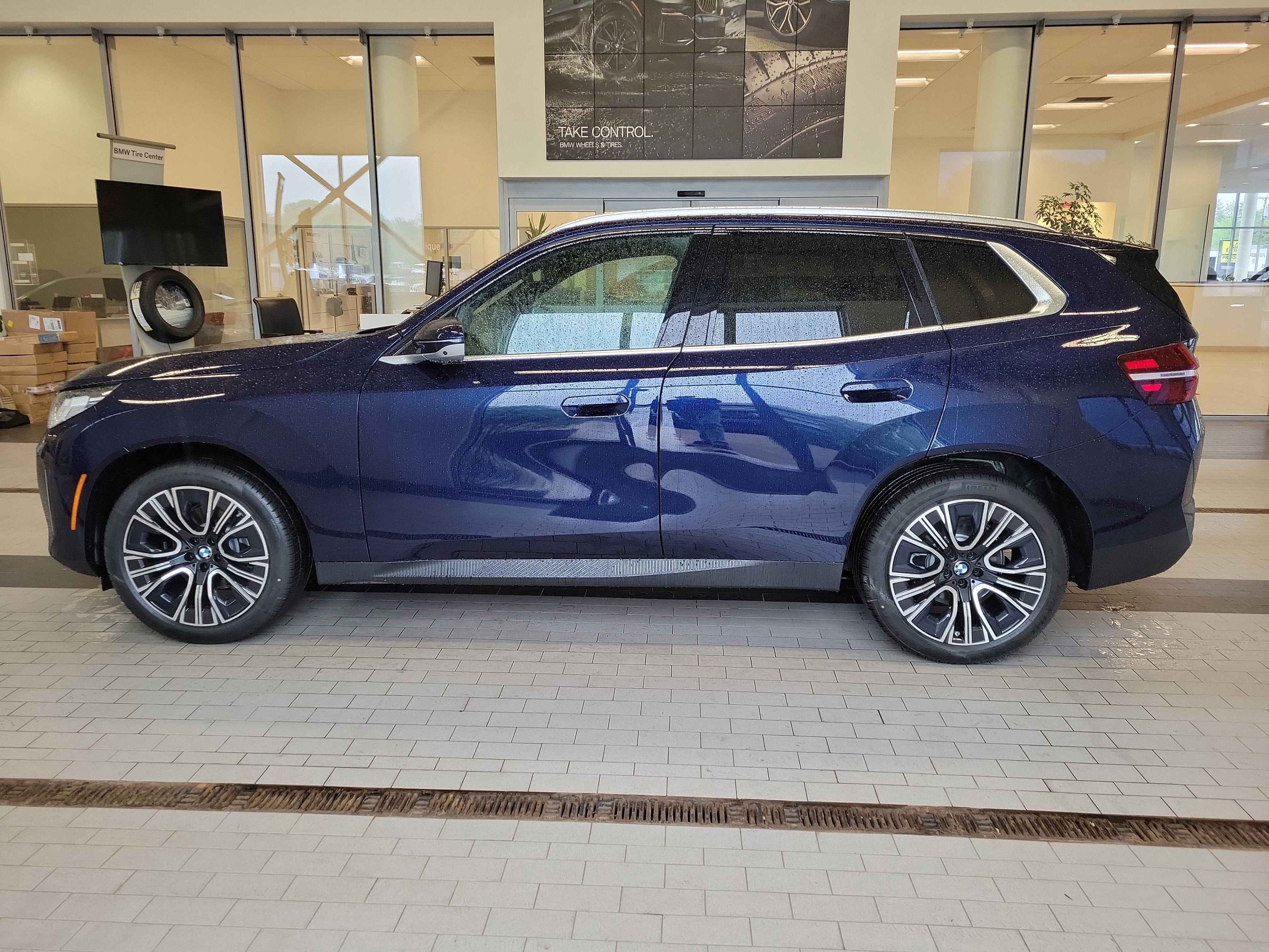 New 2026 BMW X3 xDrive30 w/ Premium Package AWD/4WD image 2