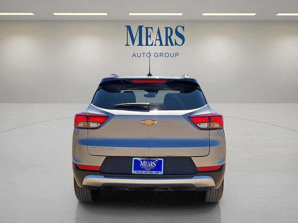 Used 2025 Chevrolet TrailBlazer LT FWD image 4