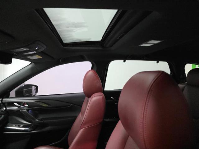 Used 2023 MAZDA CX-9 Carbon Edition image 14