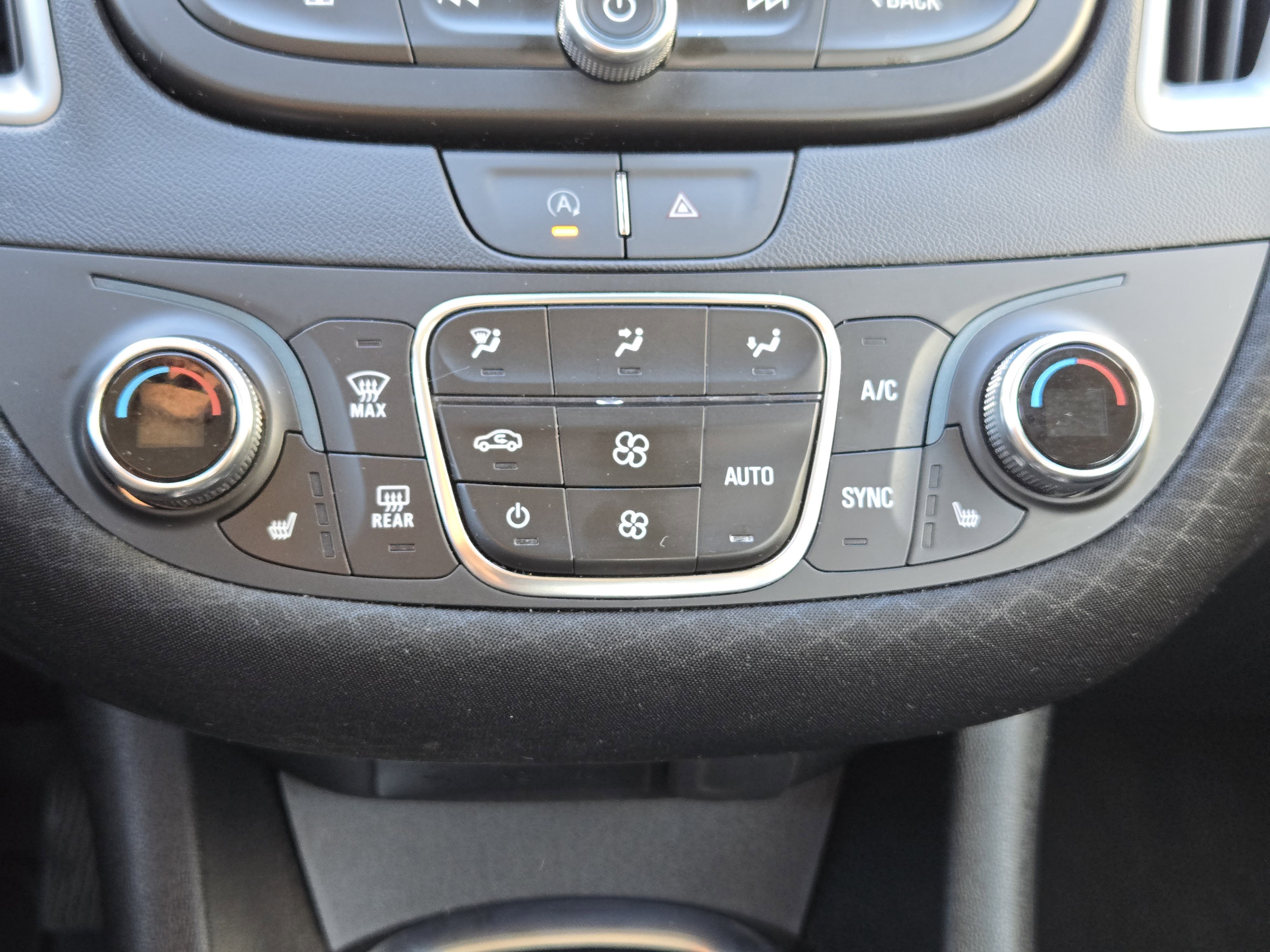 Used 2023 Chevrolet Malibu LT image 22