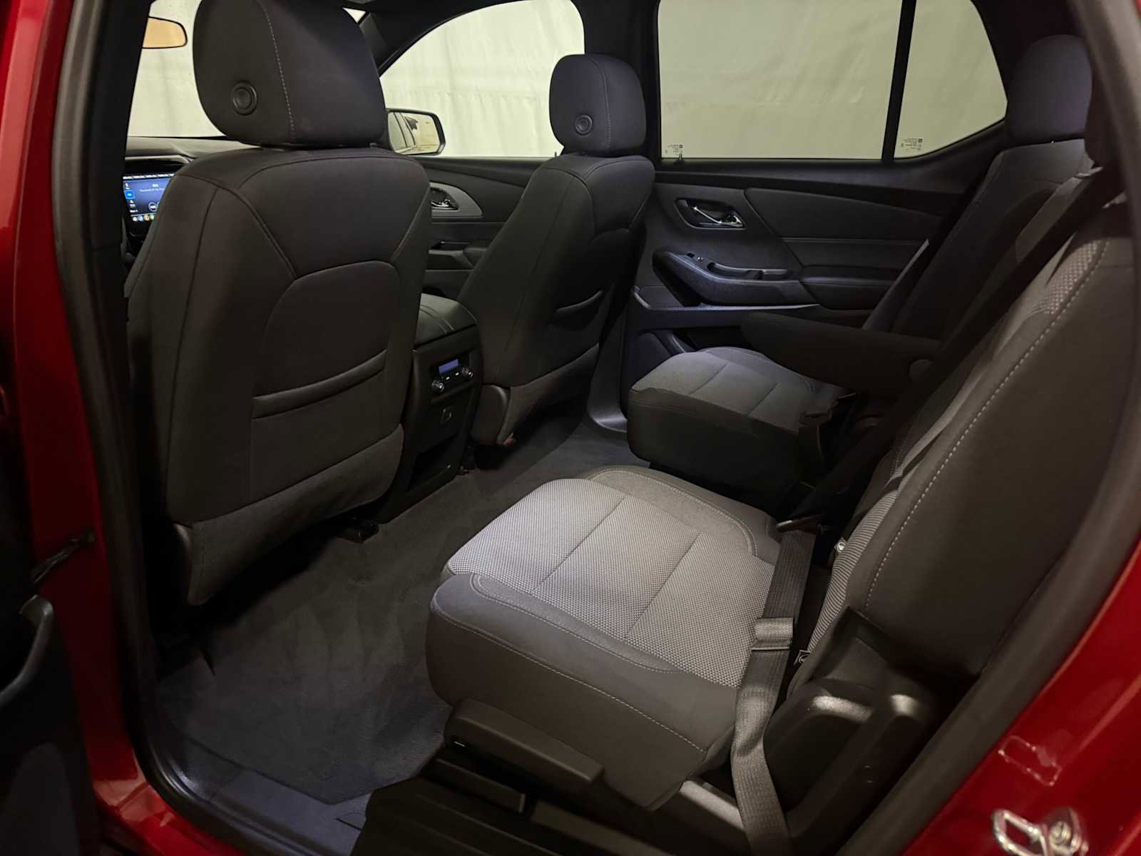 Used 2023 Chevrolet Traverse LT image 22