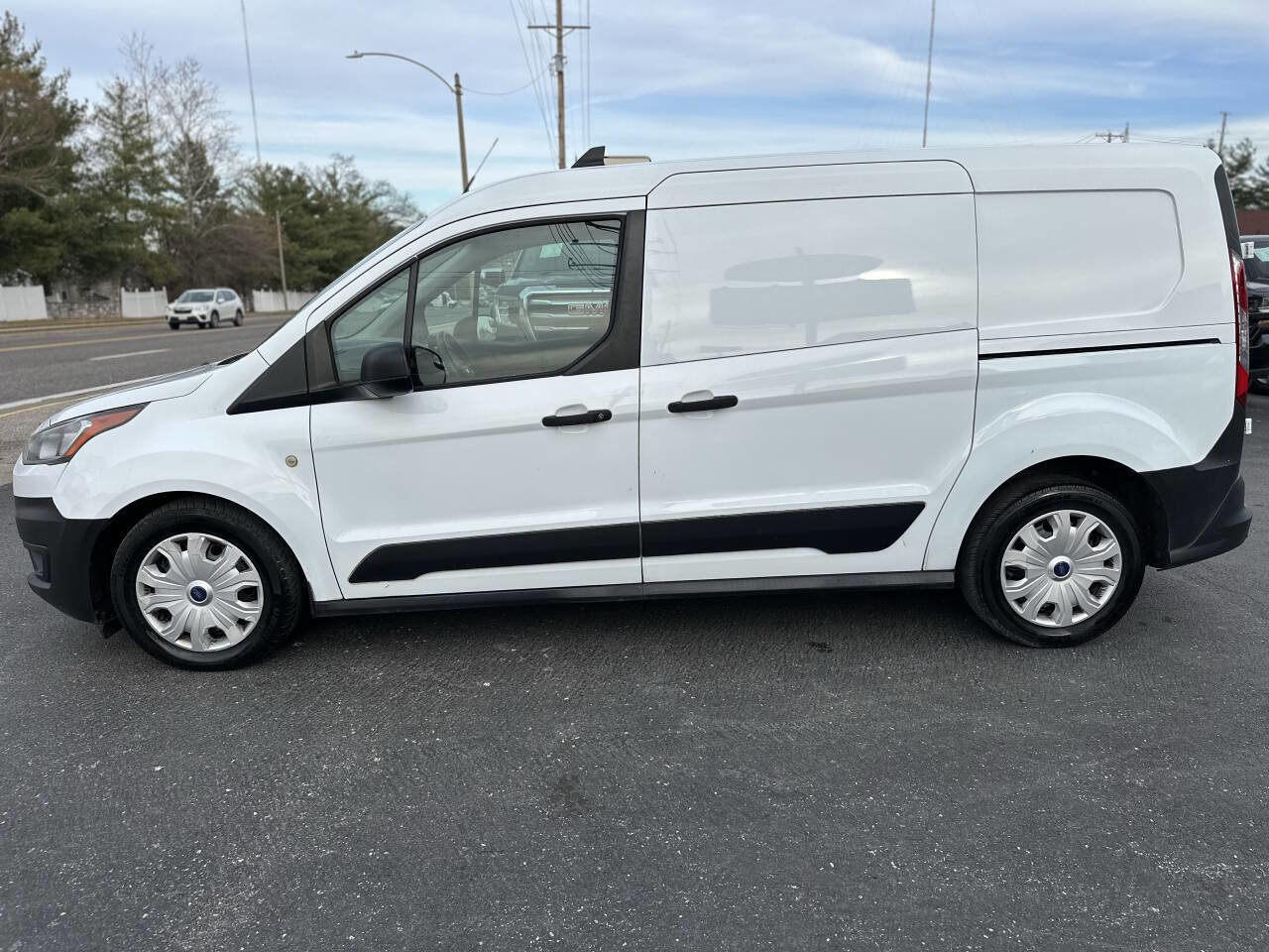 Used 2019 Ford Transit Connect XL image 4