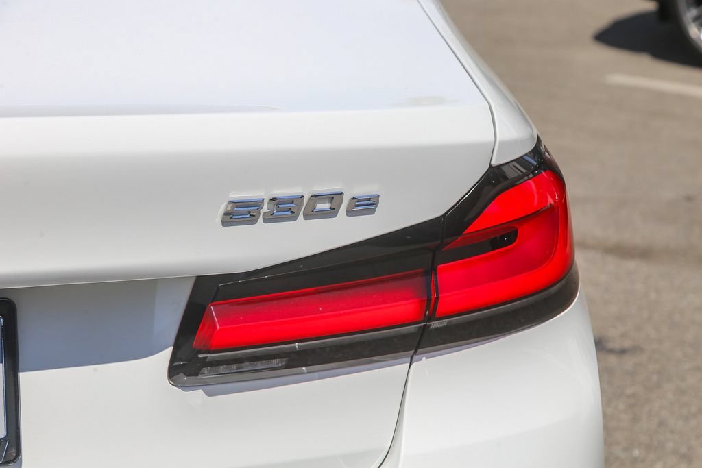 Used 2023 BMW 530e w/ Convenience Package RWD image 7