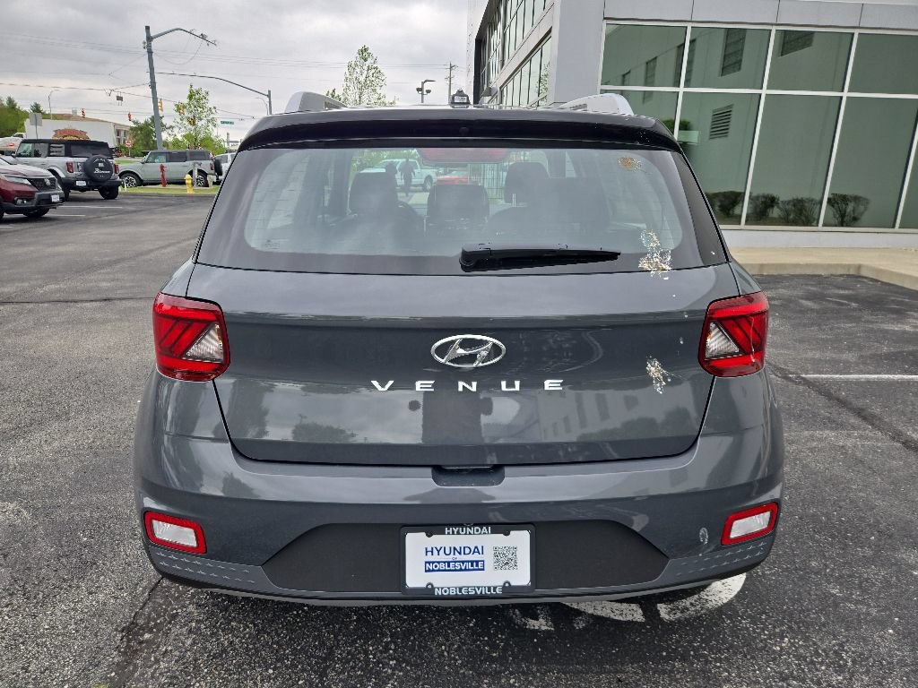 New 2026 Hyundai Venue SEL FWD image 7