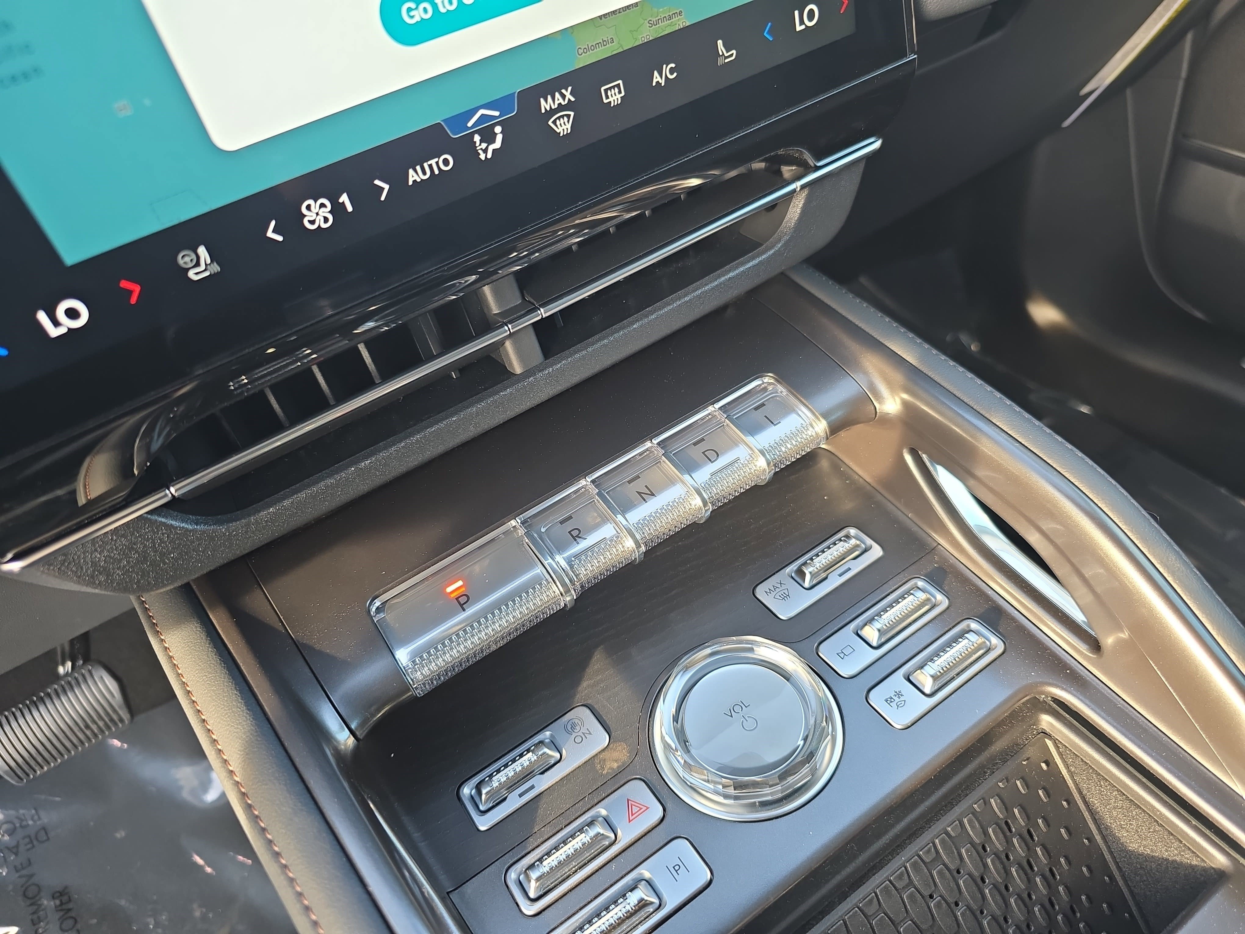 New 2026 Lincoln Nautilus Reserve AWD/4WD image 25