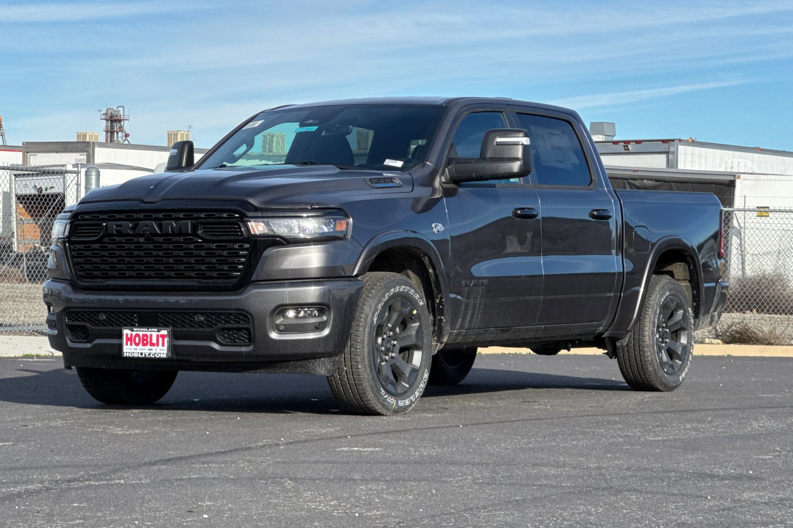 New 2026 RAM 1500 4x4 Crew Cab image 7