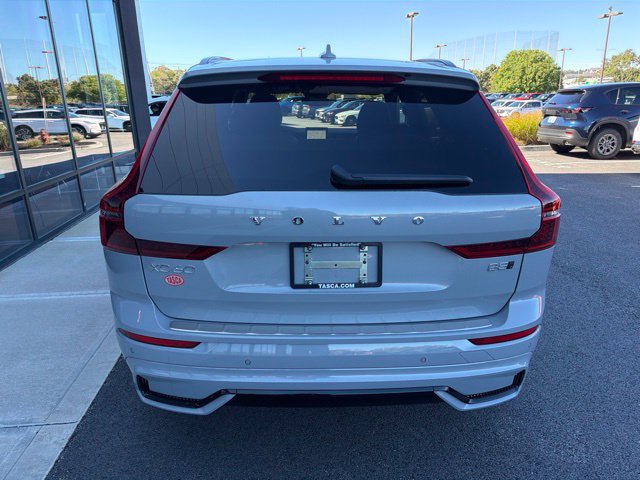 New 2027 Volvo XC60 B5 Core AWD/4WD image 4