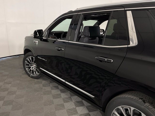 New 2026 GMC Yukon Denali w/ Denali Reserve Package AWD/4WD image 44
